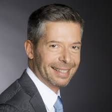 Denis Royer's Instagram, Twitter & Facebook