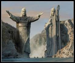 Christ Is King Pius Xi A Statue In Poland And The Argonath Chevalier
