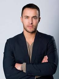 Sauter à la navigation sauter à la recherche. Candice Renoir Capitaine Antoine Dumas Saison 1 Candice Renoir Actrice Francaise Renoir