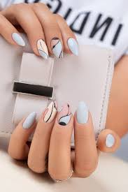 Es hora de conocer cuáles serán las uñas 2021 que más vamos a ver y cuáles son los diseños de uñas que están más de moda. Modelos Colores Y Disenos De Unas