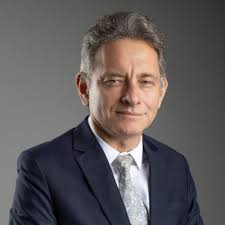 Por qué "acto jurídico" y no "negocio jurídico"? El Dr. Fernando Vidal  Ramírez responde esta interrogante. A Dios gracias por un nuevo ciclo a  cargo de la cátedra de Acto Jurídico. |