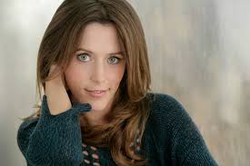 Kristen Sargent's Instagram, Twitter & Facebook