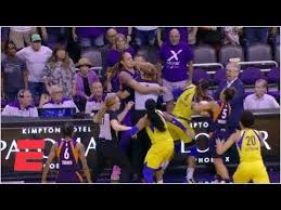 Being A Wnba Center Is Harder Than Ever So Sylvia Fowles Adapted Her Game With Images Brittney Griner Wnba Sylvia Fowles