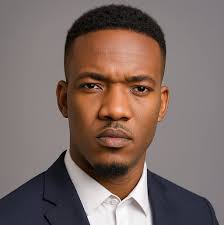 Biwww : Fredler Christophe “Bijou” Ki se kapitenn seleksyon u17 la siyen  yon kontra 2 zan ak ekip Racing Club de Strasbourg la (premye divizyon  Lafrans). Lap ka komanse jwe nòmalman nan