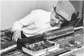We Did Love Our Toy And Scaled Trains In The 50 S And 60 S Many Still Have Elaborate Scaled Train Sets They Maintain Model Trains Lionel Train Sets Toy Train