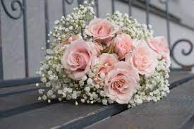 Toss Bouquet Made With Pink Spray Roses And Baby S Breath Flower Delivery Online Bouquet Flowers