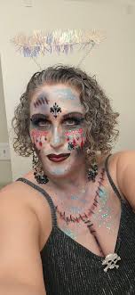 Decision made. I am woman, hear me roar. I'll be Wonder Woman tonight.