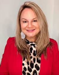 Carrie Garza's Instagram, Twitter & Facebook