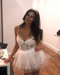 Bff Black And White Angel Costume Just A Little Inspiration For Your Halloween Costume Halloween Costume Halloween Costumes Women Creative Halloween Bride Costumes Scary Halloween Costumes