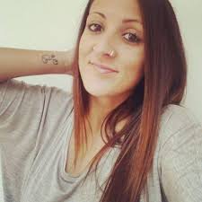 Mary Vicente (@MaryVicentee)