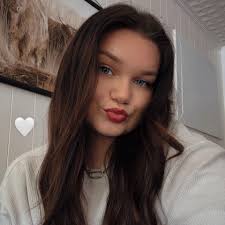 Diana Lynn Neely, age 71 Of, McEwen, TN, passed away Wednesday, November 6,  2024, peacefully at her home. She was born