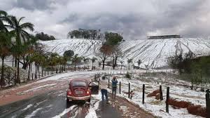 Ar polar alcançará metade do brasil com chance de neve a metsul meteorologia adverte para uma massa de ar polar enorme e muito intensa que vai atingir pratic. Neve Em Minas Gerais Entenda O Fenomeno Que Mudou A Paisagem De Cidades Mineiras Nsc Total