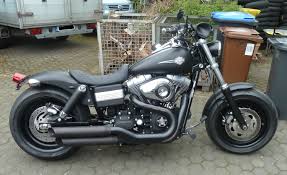 The company has been around since 1903 when it was founded in milwaukee, wisconsin. Dyna Fat Bob Felgenverbreiterung In 8 25 X 17 Von Georg Deget