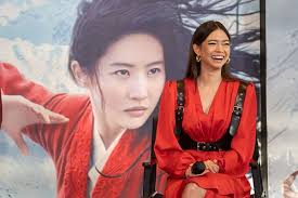 Maybe you would like to learn more about one of these? 3 Aktris Dan Aktor Indonesia Ini Akan Jadi Pengisi Suara Film Mulan