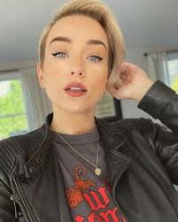 300 Sarah louwho hair and make up ideas