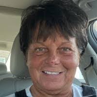 Tracey Keeney's Instagram, Twitter & Facebook