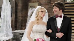 I Love The Top Of Bernadette S Wedding Dress From The Big Band Theory Big Wedding Dresses The Big Band Theory Wedding Dresses