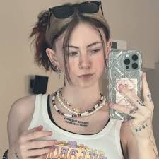 Sending 🌶️to ever dad who likesss btw: no joke (I did it last time!) 🤭