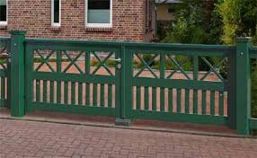 Gartentor Lottbek Mit Satteldach Puertas Los Originales