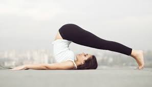 Hanging makes the lower torso's weight stretch the spine and decreases the pull on the vertebras. 10 Stretching Exercises To Increase Your Height At Any Age Vestellite