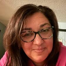 Claire Goins's Instagram, Twitter & Facebook