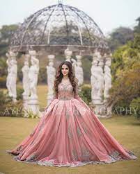 See more of komal meer on facebook. Saad S Sister In Ehd E Wafa Komal Meer S Latest Photo Shoot Reviewit Pk