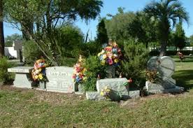 Ronnie Van Zant Gravesite Ronnie Van Zant Lynyrd Skynyrd Band Lynyrd Skynyrd
