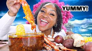 seafood boil gathering are the best 😋