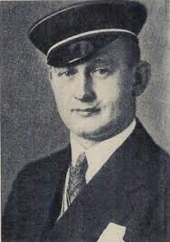 44 Civil servants of germany Images: PICRYL