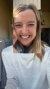 Lori Schrage's Instagram, Twitter & Facebook