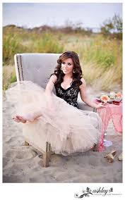 Beach Birthday Photoshoot Ideas For Adults International Husband Wife Wedding Photography Team Available For Domestic And Internation Birthday Photoshoot Birthday Outfit Birthday Cake Smash