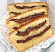 Goutez A Ce Savoureux Quatre Quarts Fourre Au Nutella Simple A Faire Et Vraiment Trop Bon Recette Quatre Quart Nutella Recettes De Cuisine