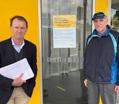 Media room from commonwealth bank. Petition Calls For The Commonwealth Bank At The Entrance To Reopen Central Coast Community News