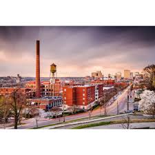 Libby Hill 🏙️ 🛣️ This is a beautiful photo of Libby Hill. The Libby Hill  area is a historic neighborhood brimming with charm and character. Located  in Church Hill, it's well known