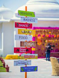 Everyone Wants Their Wedding Ceremony To Be An Extraordinary Occasion Weddingplanning Wedding Weddinge Desi Wedding Decor Mehndi Decor Mehendi Decor Ideas