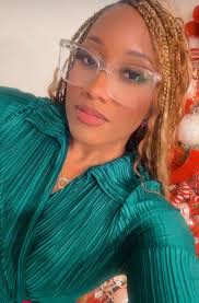 Hello Family!!! I'm Tamara ( pronounced: Ta-Mar-ra), Thelma Smith  (Franklin) AKA Aunt Mutt's 1st granddaughter and Leo Smith (Junior Smith's)  1st daughter. Looking forward to connecting with you all..❤️❤️