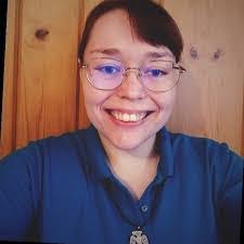 Daphne Devlin's Instagram, Twitter & Facebook