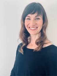 Tamara Barrett's Instagram, Twitter & Facebook