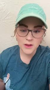 Hannah Whitcomb's Instagram, Twitter & Facebook