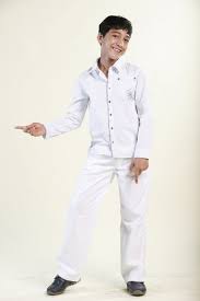 ) incepe cu o manea si se termina cu. Actorii Din State De Romania Karynutza