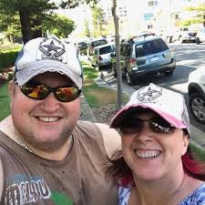 Bill Belichick, age 72, and his 24 year old girlfriend, Jordon Hudson. He  was 48 when she was born. No judgement, just numbers. ;)