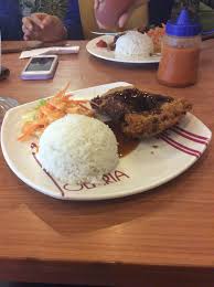 Cordon Bleu With Rice At Solaria Sosialita Makanan Makanan Minuman