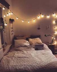 Upgrade your cozy escapes with these modern bedroom ideas. Love It Yay Or Nay Follow Mybedroomgoals For More Photo From Zan Cat Architect Architec Komnaty Mechty Krutye Komnaty Idei Ukrasheniya Spalni