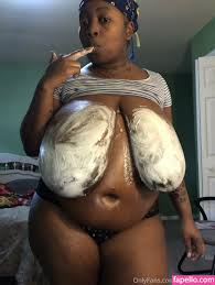 famousstarkmarie  famousstarkmarie Nude Leaked OnlyFans Photo fapelloi6 -  TheFap