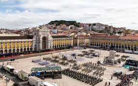O dia de portugal, maior festa da comunidade portuguesa na baixada santista, este ano será bem diferente, por conta do isolamento social decorrente da a live do tradicional evento beneficente será transmitida das 12 às 15 horas, pelo facebook do dia de portugal e pelo youtube da sb7, com. Dia De Portugal Qual O Motivo Para Se Celebrar A 10 De Junho