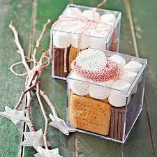Emballage Cadeau Transparent 25 Idees D Emballages Cadeau Qui Font De L Effet Elle Cette jolie boite transparente de nougats contient pas moi de 600 grs de nougats, aux 4 les nougats de cadeau et chocolat sont d'exception, accompagnés de leur ballotin ou boîtes, ils sont à. emballage cadeau transparent 25 idees