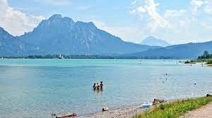 In den wintermonaten wird sein wasser komplett abgelassen und. Die Top 10 Badeseen Im Allgau Montaregio