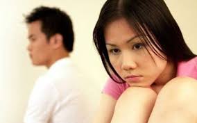 Chi tiêu 10 triệu đồng/tháng, vợ bị chồng chê hoang phí, "vung tay quá trán"