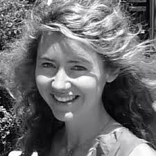 Rebekah Compton's Instagram, Twitter & Facebook