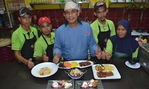 Bsc (hons) electrical engineering, dip. Makan Sedap Sambil Beramal Di Kafe Uak